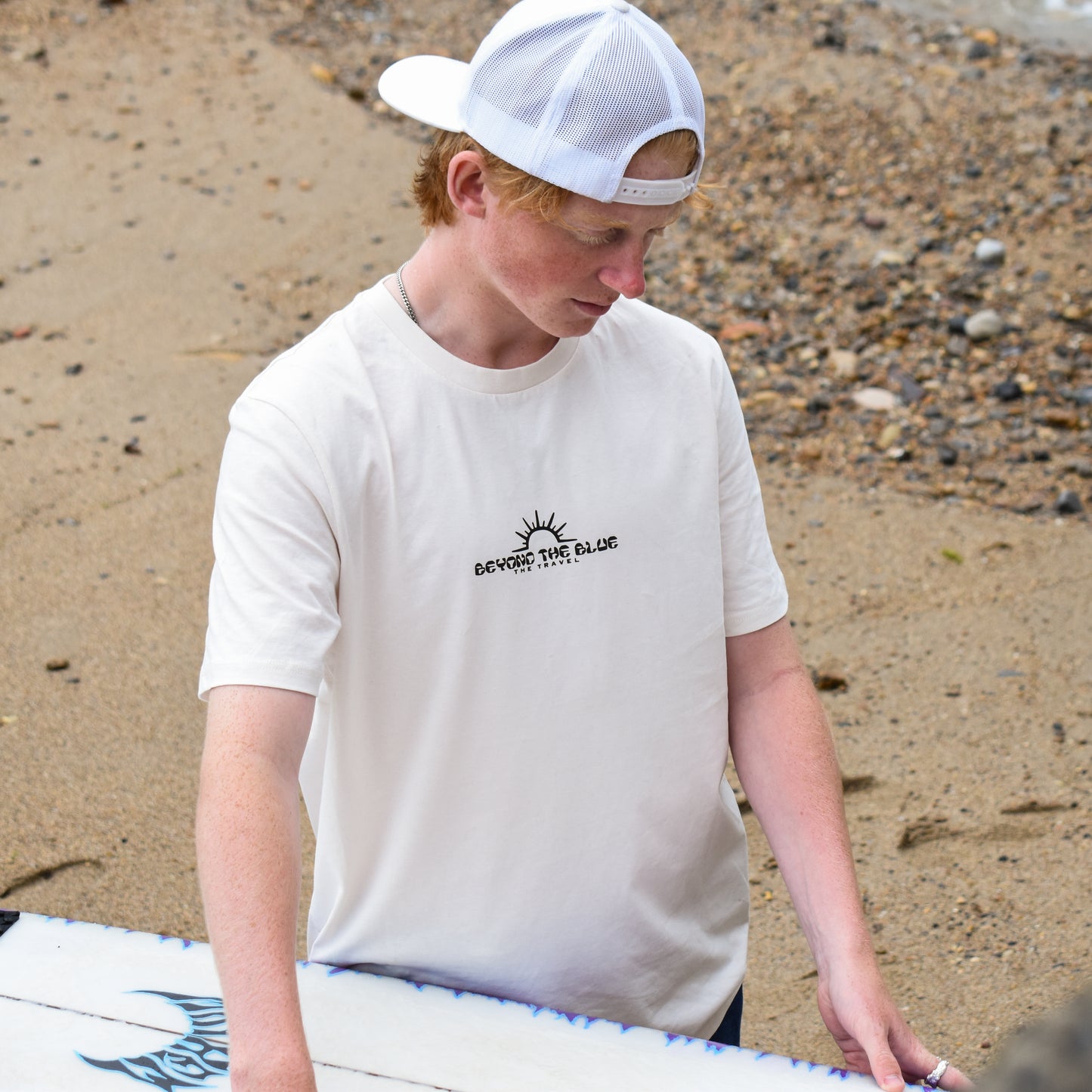 THE TRAVEL SERIES WHITE T-SHIRT